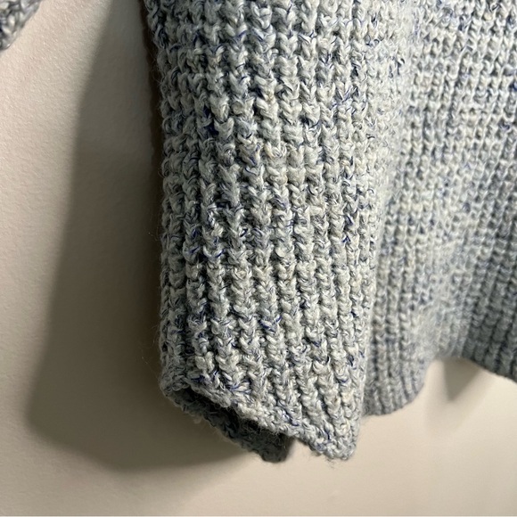 Free People Blue Chunky Knit Wool Sweater Size XS Fall Comfy Cowl Neck Boxy - Picture 3 of 8